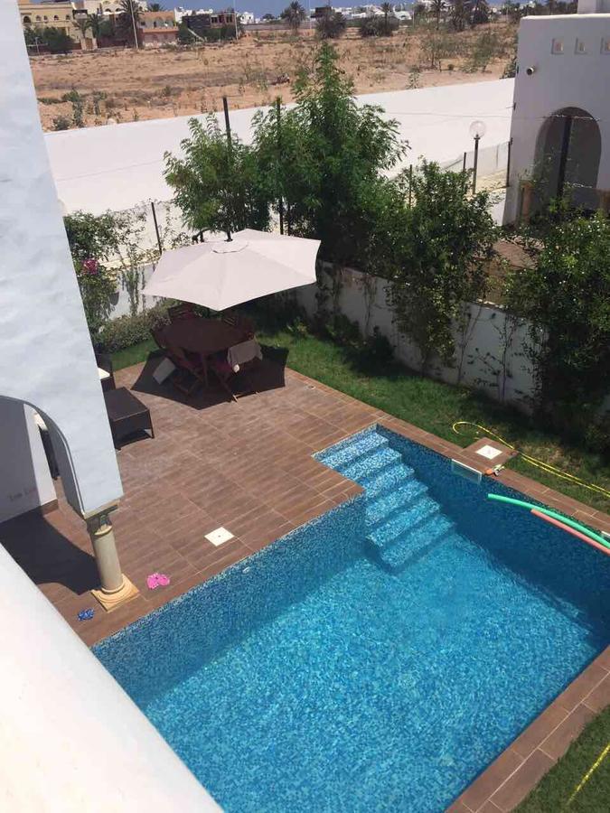 Villa Avec Piscine Triffa Exterior foto